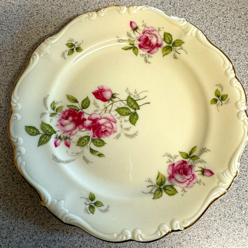 Rosenthal Courtship Bread & Butter Plate 6 3/8” pompadour